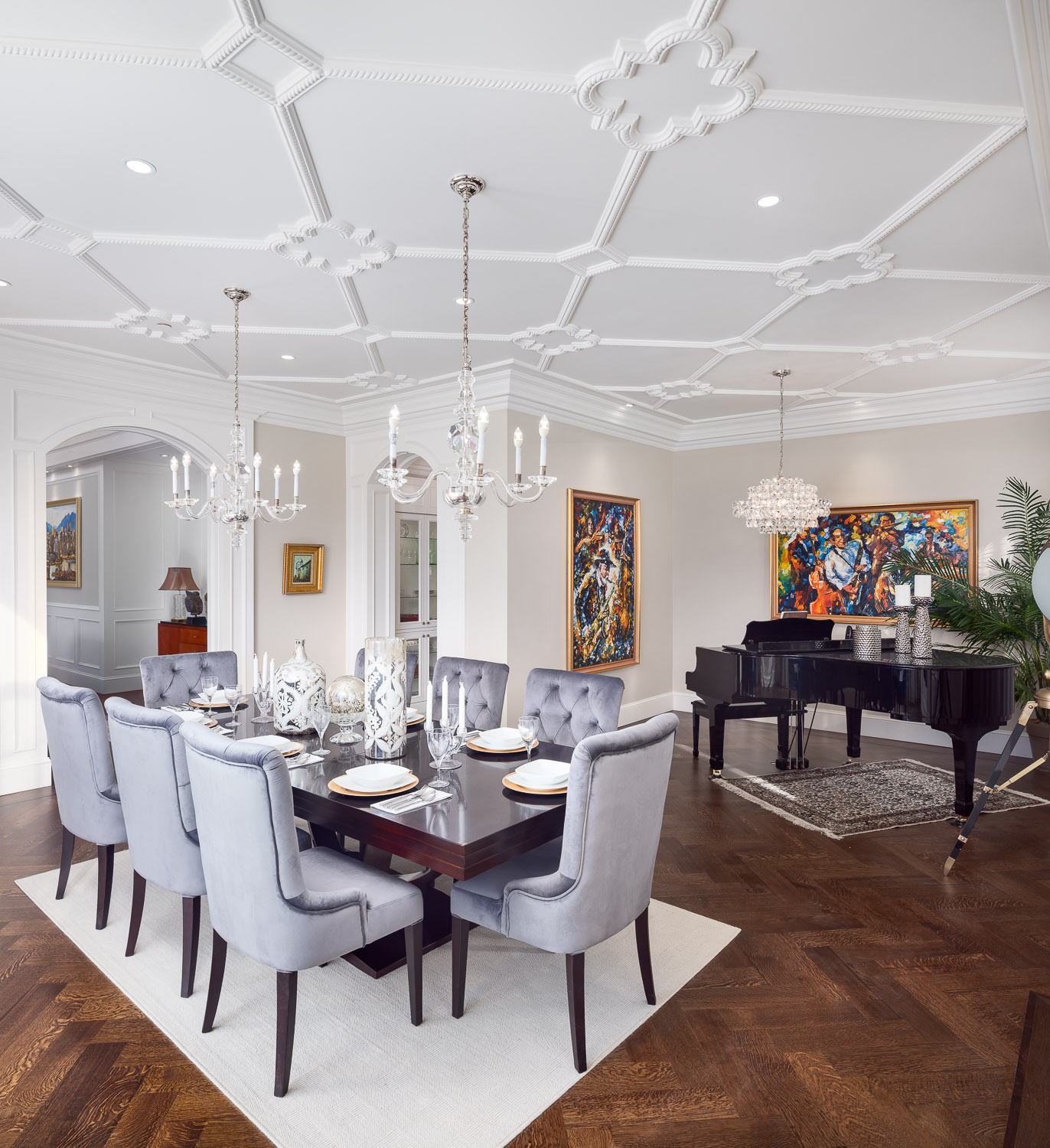 Light bathroom with marble and glass